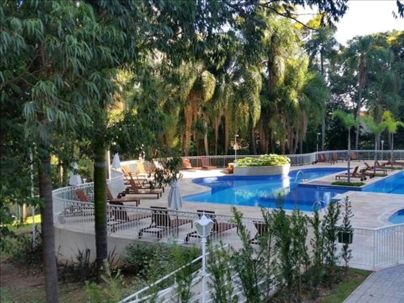 Apartamento para alugar com 3 quartos, sendo 2 suítes, em Jardim Arpoador, São Paulo - SP