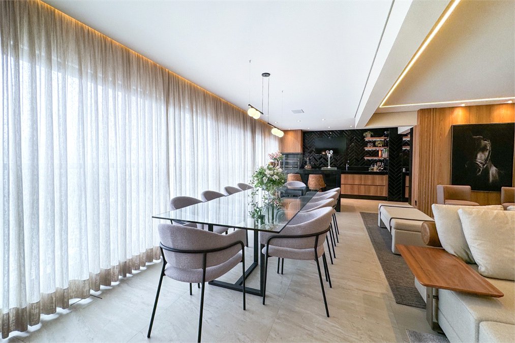 Apartamento à venda com 3 suítes em Chácara Santo Antônio, São Paulo, SP