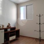 Vende-se apartamento no Jardim Aeroporto com 03 dormitórios