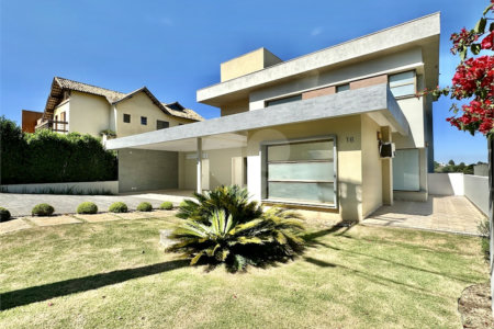 Casa á venda - Granja Viana
