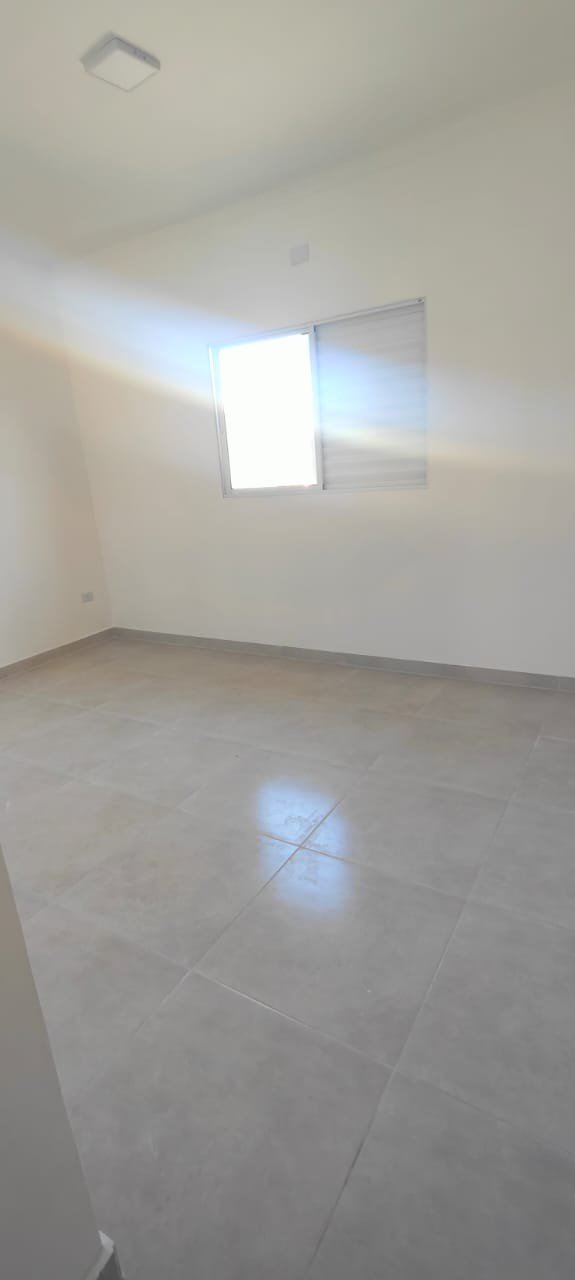 Casa à venda com 2 quartos, sendo 1 suíte, em Nova Itanhaém, Itanhaém - SP