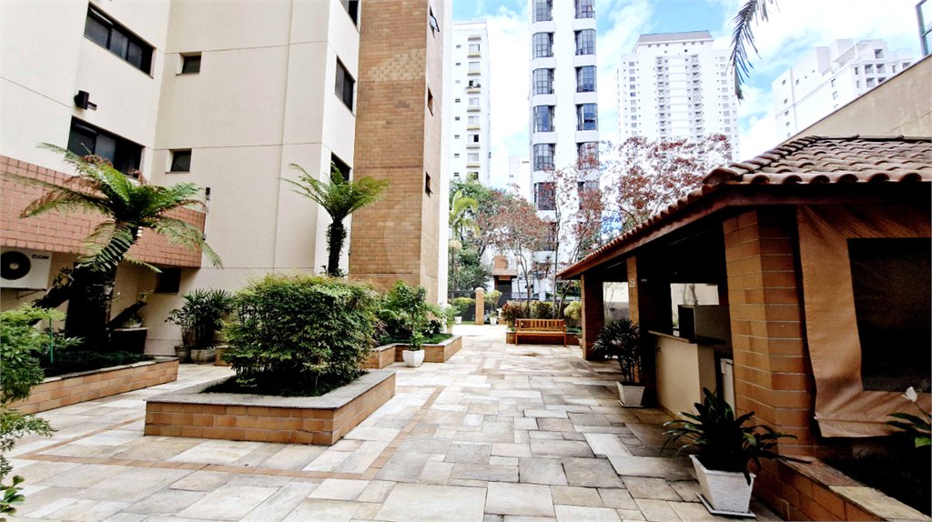 Apartamento à venda com 4 quartos, sendo 2 suítes, em Brooklin, São Paulo, SP