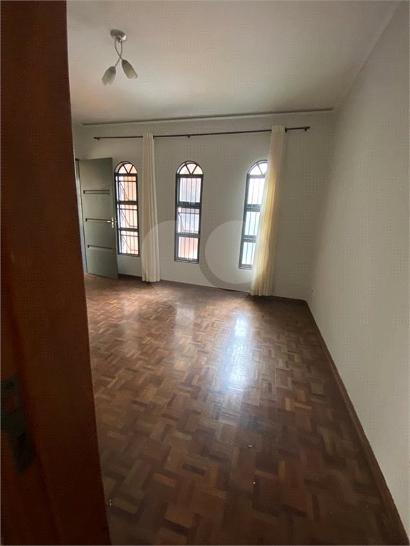 Casa à Venda no Jardim Bandeirantes