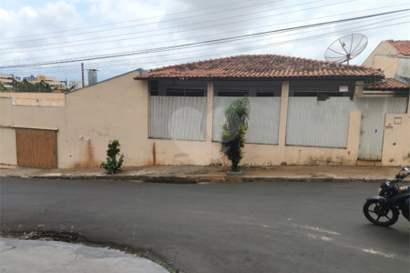 Casa à venda no Jardim Paulista – São Carlos/SP
