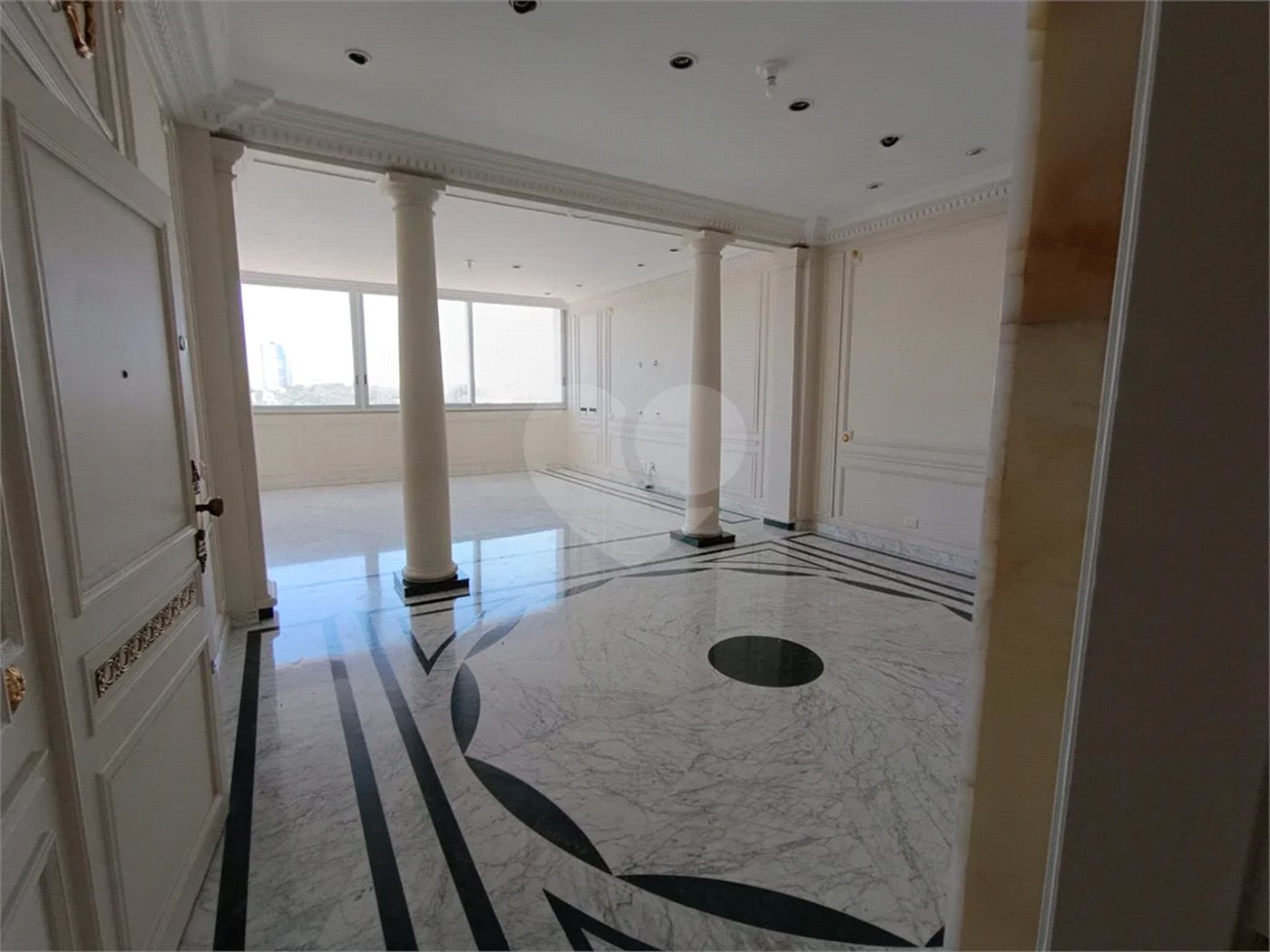 Apartamento em Higienópolis com 4 quartos e 3 vagas