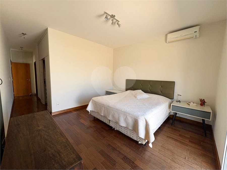 Casa à venda com 3 suítes no condomínio Damha II, São Carlos - SP