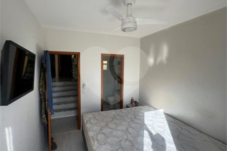 Casa à Venda com 225m² – Ampla e Bem Localizada - Estuda permuta.