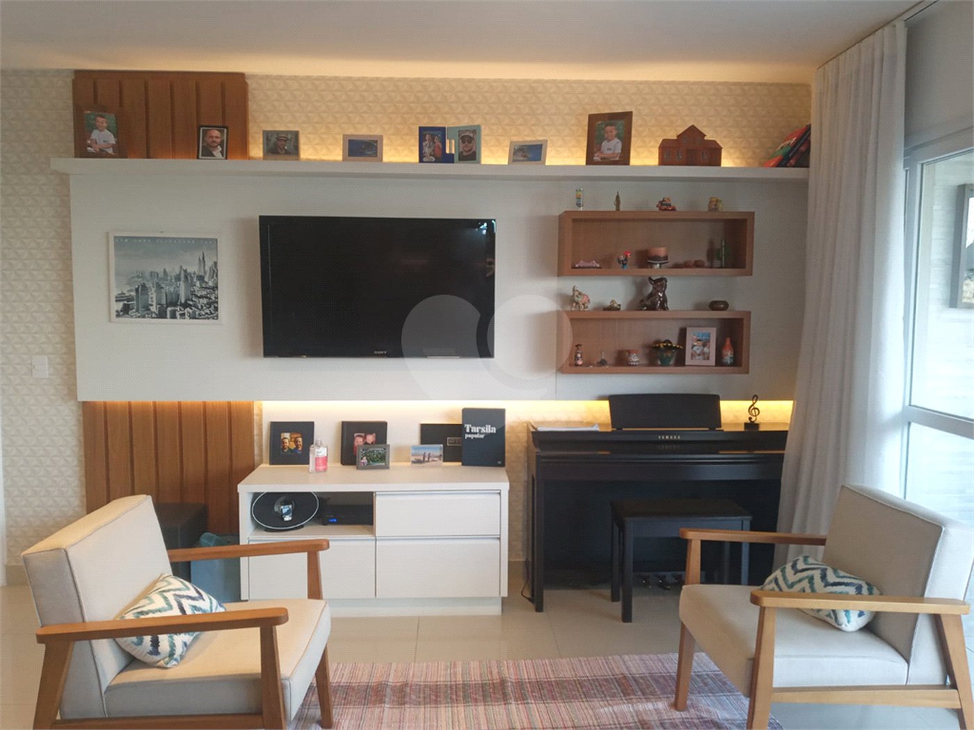 Apartamento 3 dormitórios, região do Campo Belo. Condomínio com laser completo.