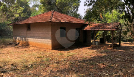 Sítio à venda com 3 quartos em Distrito de Guarapiranga, Ribeirão Bonito, SP