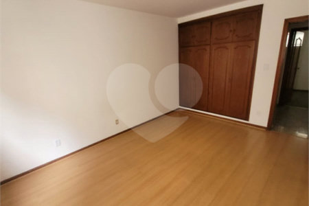 Excelente apartamento à venda no Paraíso, 3 quartos (1 suíte), localização privilegiada