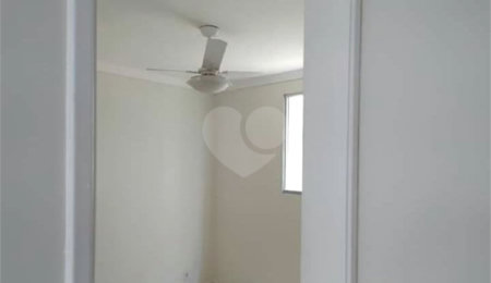 Apartamento à venda com 2 quartos em Vila Izabel, São Carlos, SP