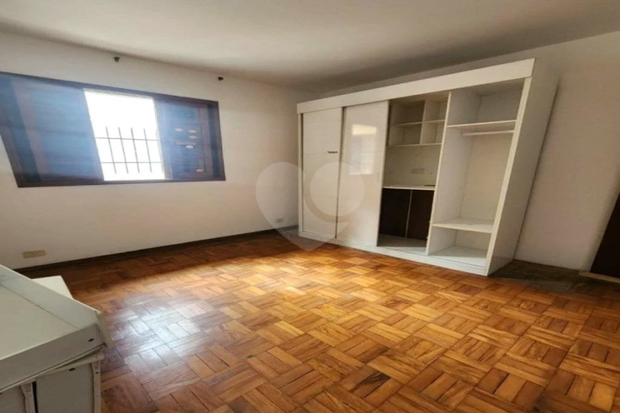 Casa espaçosa, ótima para se viver com qualidade