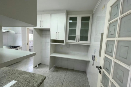 Apartamento à venda ou para alugar com 3 suítes em Morumbi, São Paulo, SP