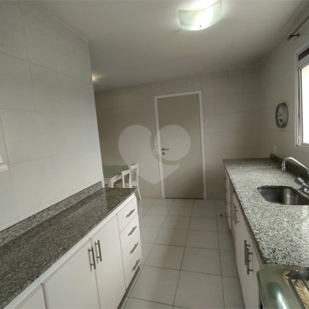 Apartamento de 145m2 com varanda gourmet 3 dormitórios e 2 vagas à venda na Chácara Klabin