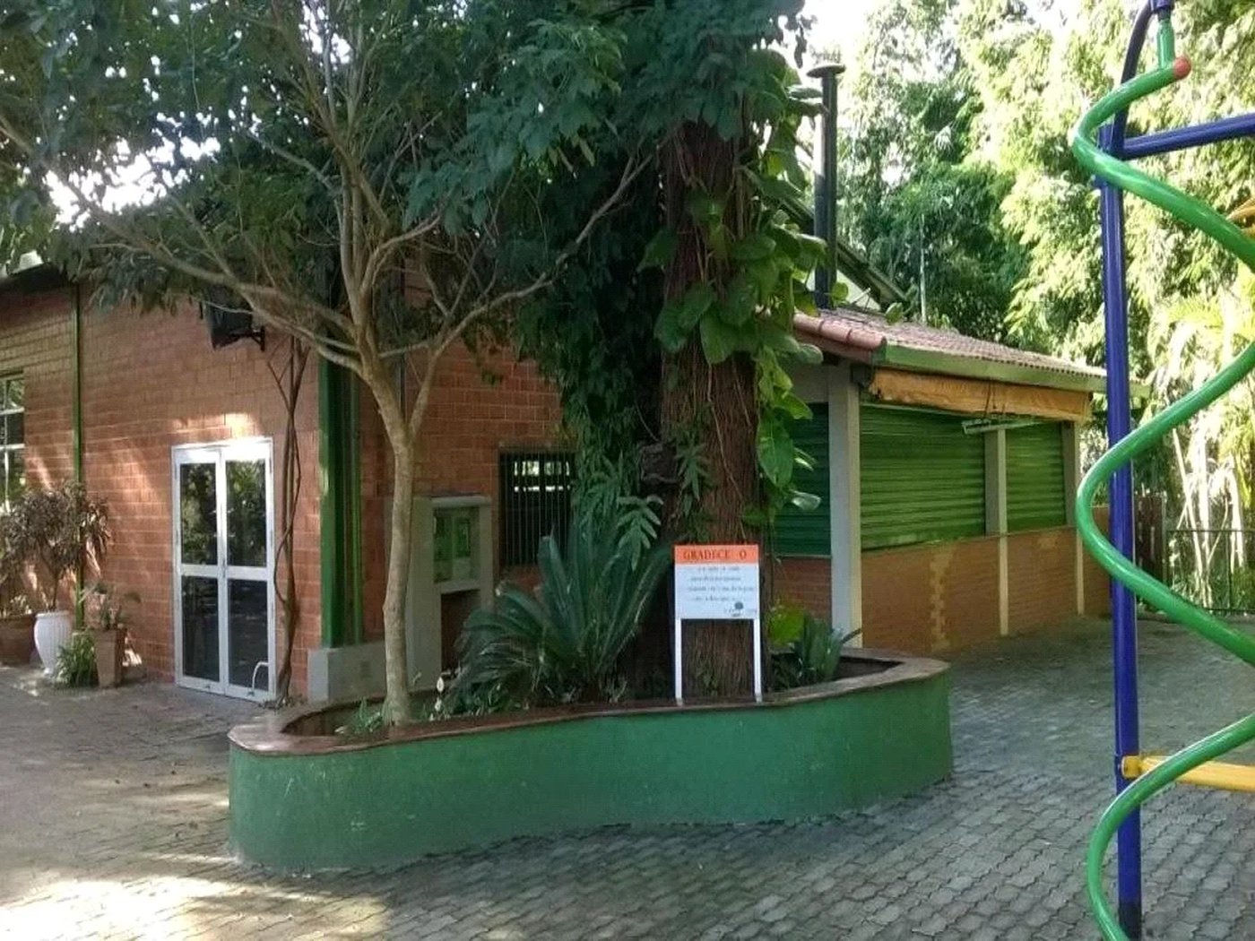 Casa à venda com 3 quartos, sendo 2 suítes, em Jardim Olympia, São Paulo, SP