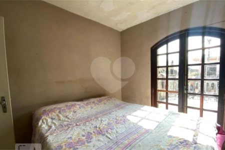 Sobrado de vila à venda – 140m²