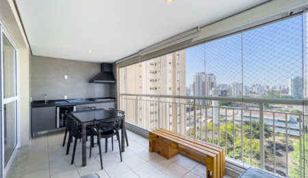 Apartamento à venda com 3 quartos, sendo 1 suíte, em Santo Amaro, São Paulo, SP