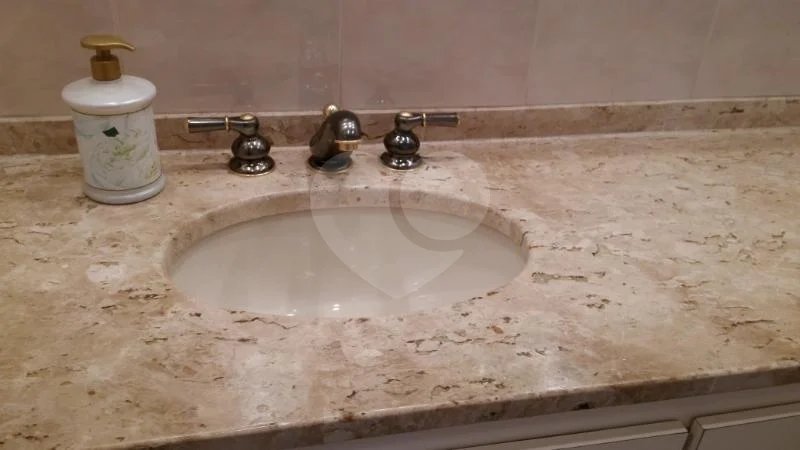 Apartamento à venda mobiliado nos Jardins — 126 m²