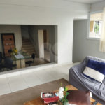 Vende Sobrado com 180m² - Vila Santa Catarina