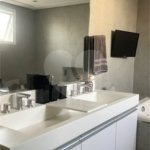 Apartamento na Mooca com 204 m² com vista maravilhosa, sendo 3 suítes e 4vagas.