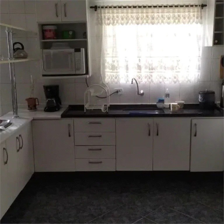 Sobrado à venda ou para alugar com 3 quartos, sendo 1 suíte, em Jaguaré, São Paulo, SP