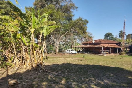 Chácara à venda com 4 quartos, sendo 1 suíte,  em Chácara Leila, São Carlos, SP