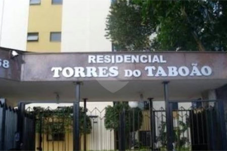 Apartamento à venda no condomínio Torres do Taboão, com 56m²