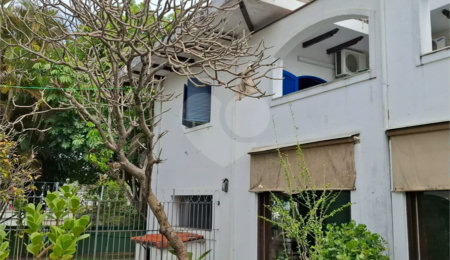 Casa à venda com 5 quartos, sendo 3 suítes,  em Morumbi, São Paulo, SP