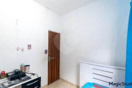 Casa com 200m² , 4 dormitórios , sendo 3 suítes , 2 vagas , à venda no Jabaquara.