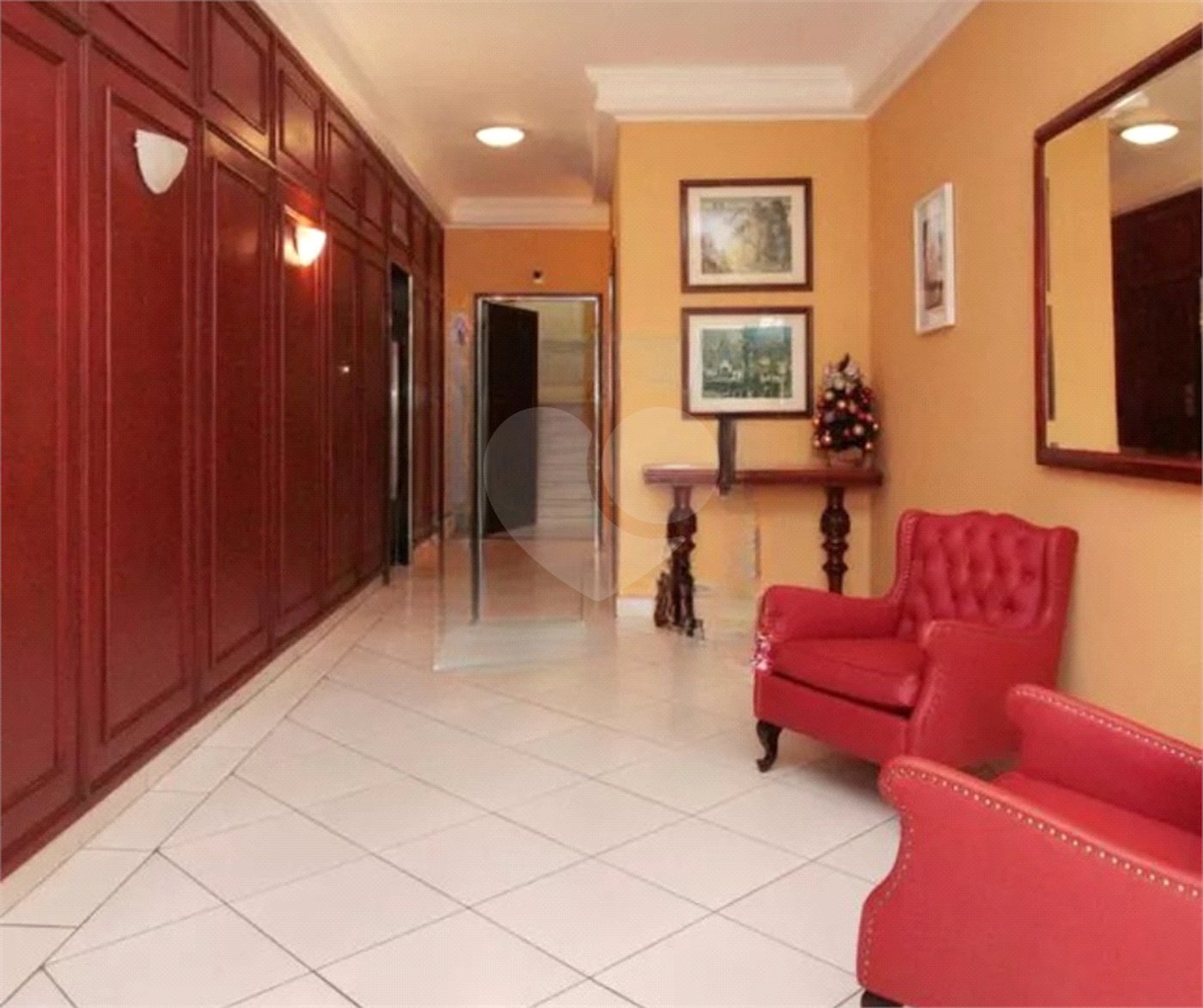 Apartamento à venda com 92m², 2 quartos e 1 vaga