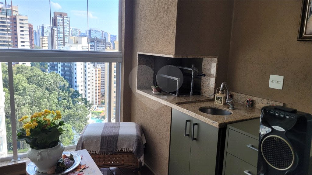 Apartamento à venda com 2 quartos, sendo 1 suíte, em Morumbi, São Paulo, SP