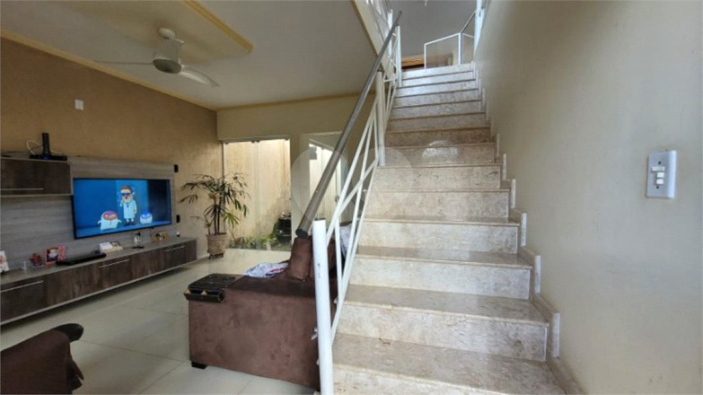 Sobrado Residencial no bairro Douradinho