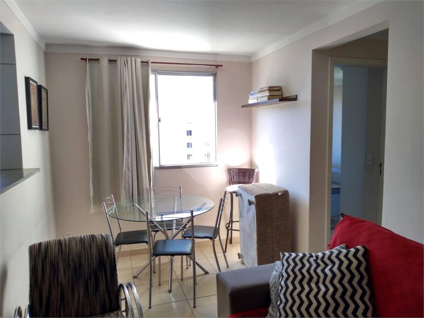 Apartamento com 2 dormitórios