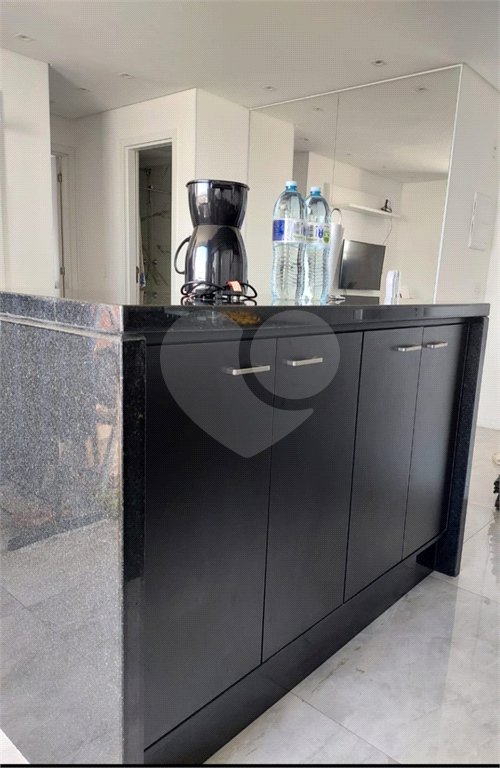 Apartamento no Brás repleto de lazer com 50 m² com 2 dormitórios e 1 vaga, Estuda Permuta