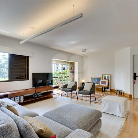 Apartamento à venda com 2 quartos, sendo 1 suíte,  em Campo Belo, São Paulo, SP