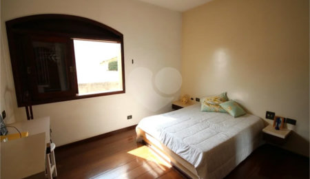 Casa à venda com 4 quartos, sendo 1 suíte,  no Centro, São João da Boa Vista, SP