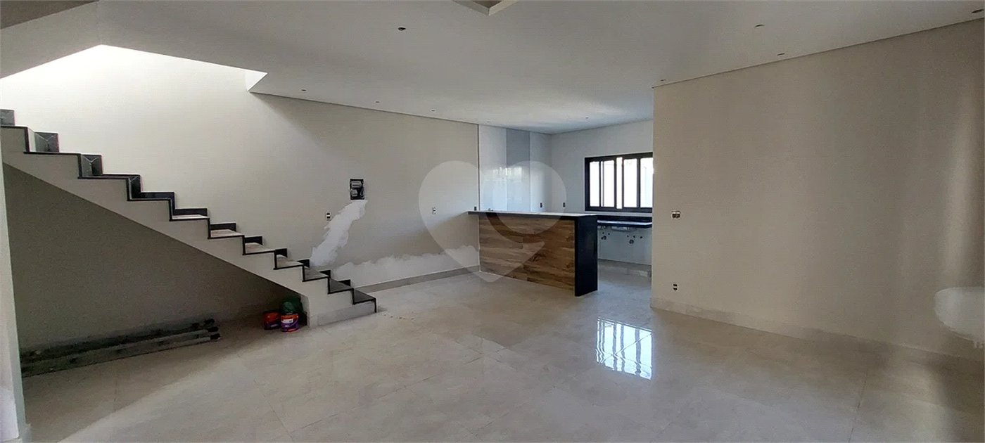 Casa à venda com 3 quartos, sendo 1 suíte,  no condomínio Residencial Mônaco, Piracicaba - SP