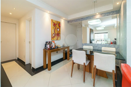 Apartamento à venda com 3 quartos, sendo 1 suíte, em Jardim Prudência, São Paulo, SP