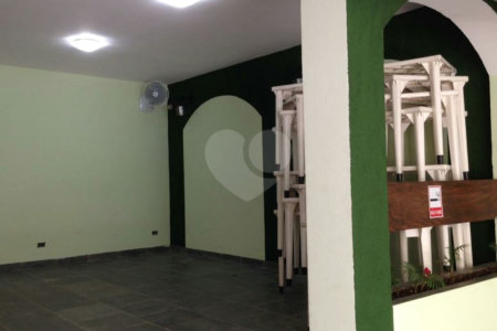 Casa com 400m² , 4 dormitórios , sendo 4 suítes , 4 vagas , à venda no Jabaquara.