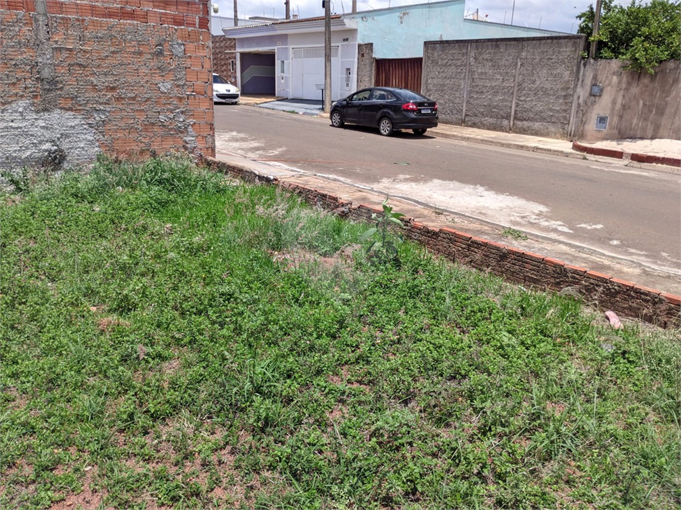 Terreno no Jardim Embare