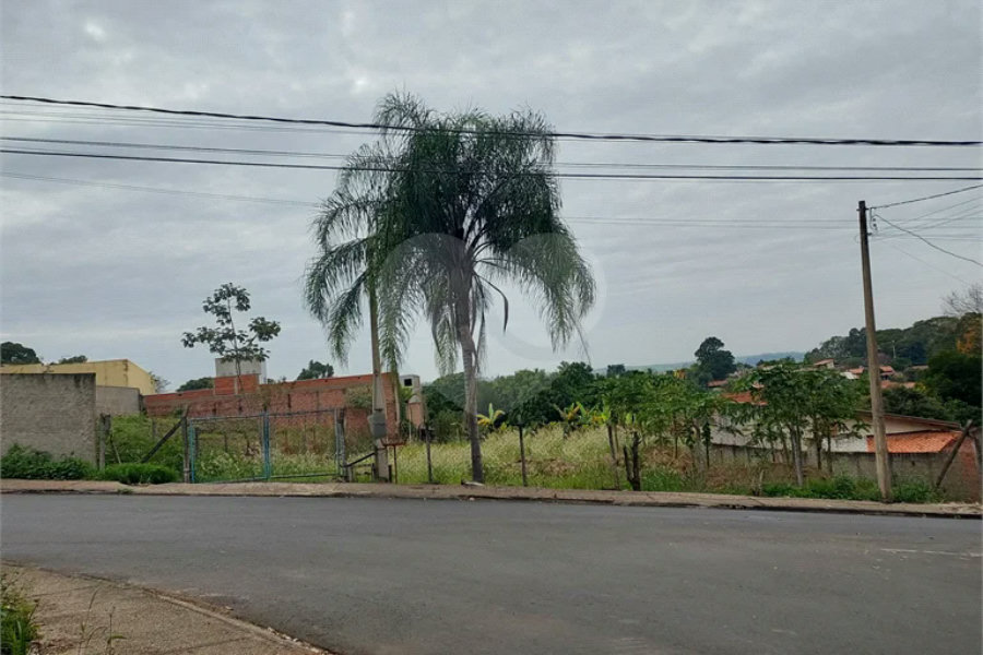 Terreno à venda no Estância Lago Azul, Piracicaba-SP.