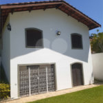 Casa Térrea com 3 quartos sendo 1 suíte. 1.400m² A/T. Jardim Floresta, Atibaia, SP