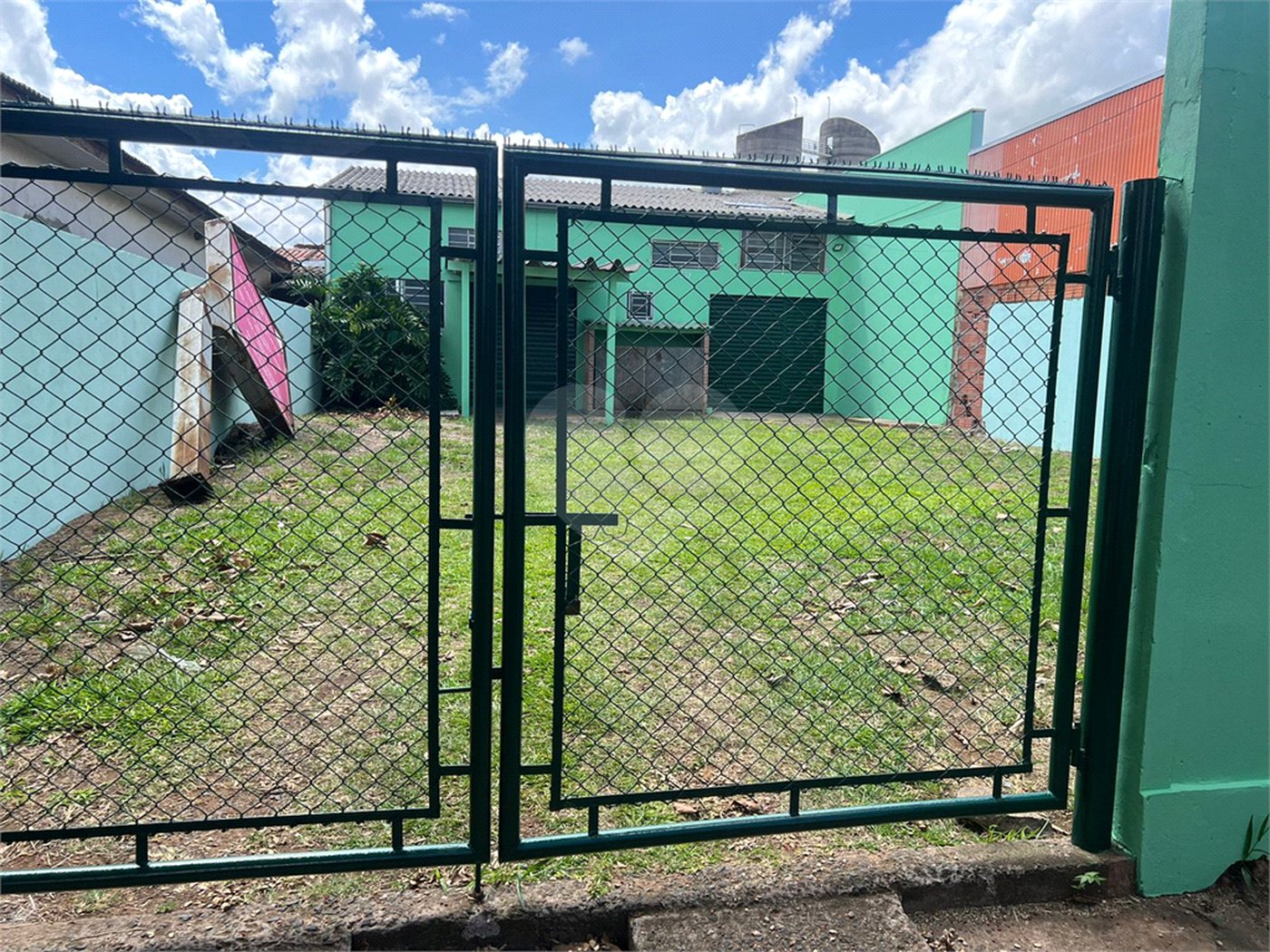 Galpão Comercial para venda no Jardim Jockey Clube