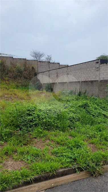 Terreno / Lote a Venda no Residencial Parque dos Pinheiros em Vinhedo/SP