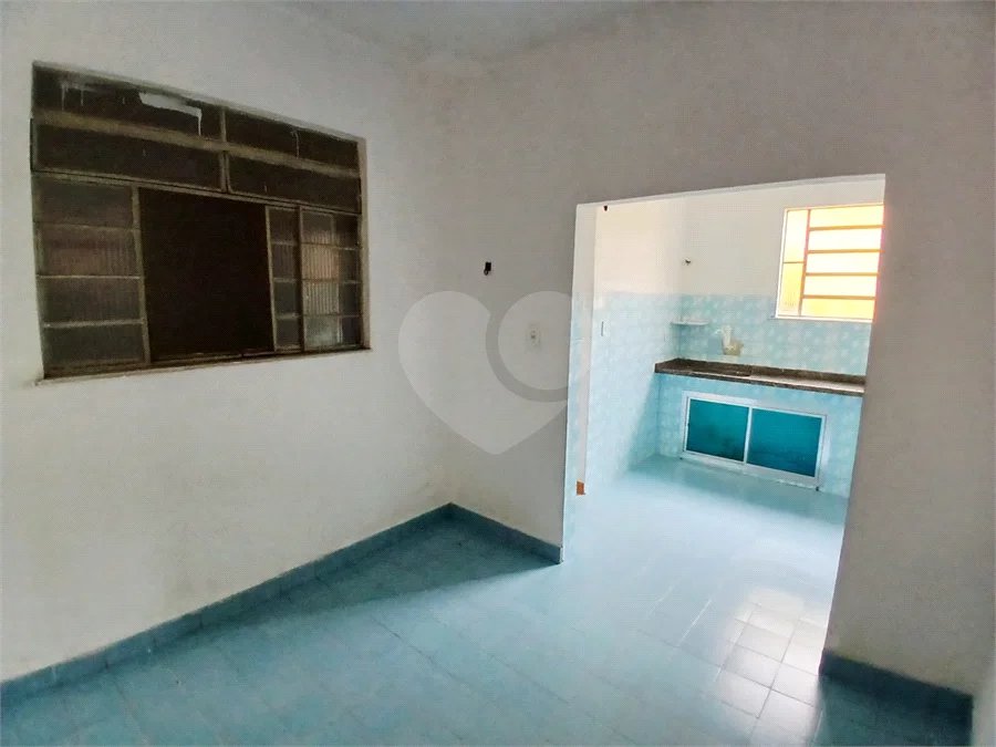 CASA Á VENDA EM SANTÍSSIMO ,ESTRADA DA POSSE ..