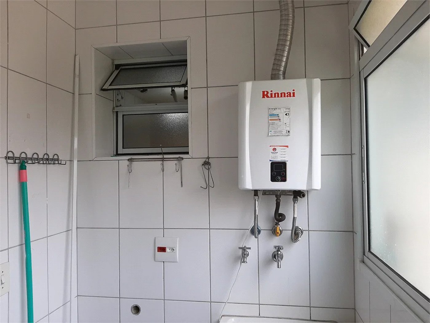 Apartamento à venda ou para alugar com 3 quartos, sendo 1 suíte, em Vila Suzana, São Paulo, SP