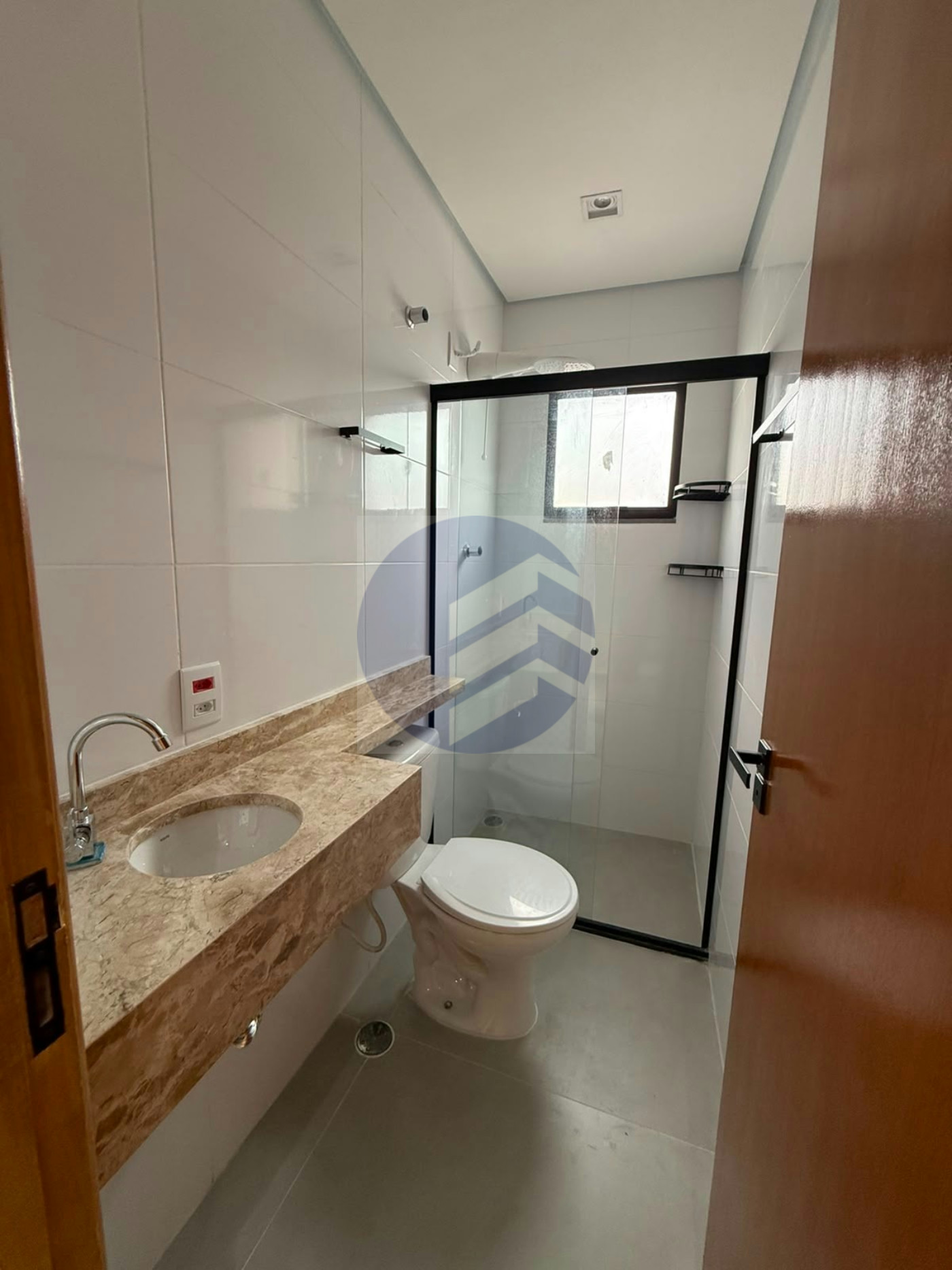Sobrado à venda com 6 quartos em Vila Universitária, São Paulo - SP