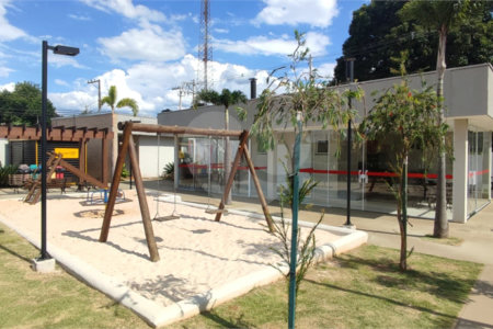 Apartamento com 2 dormitórios