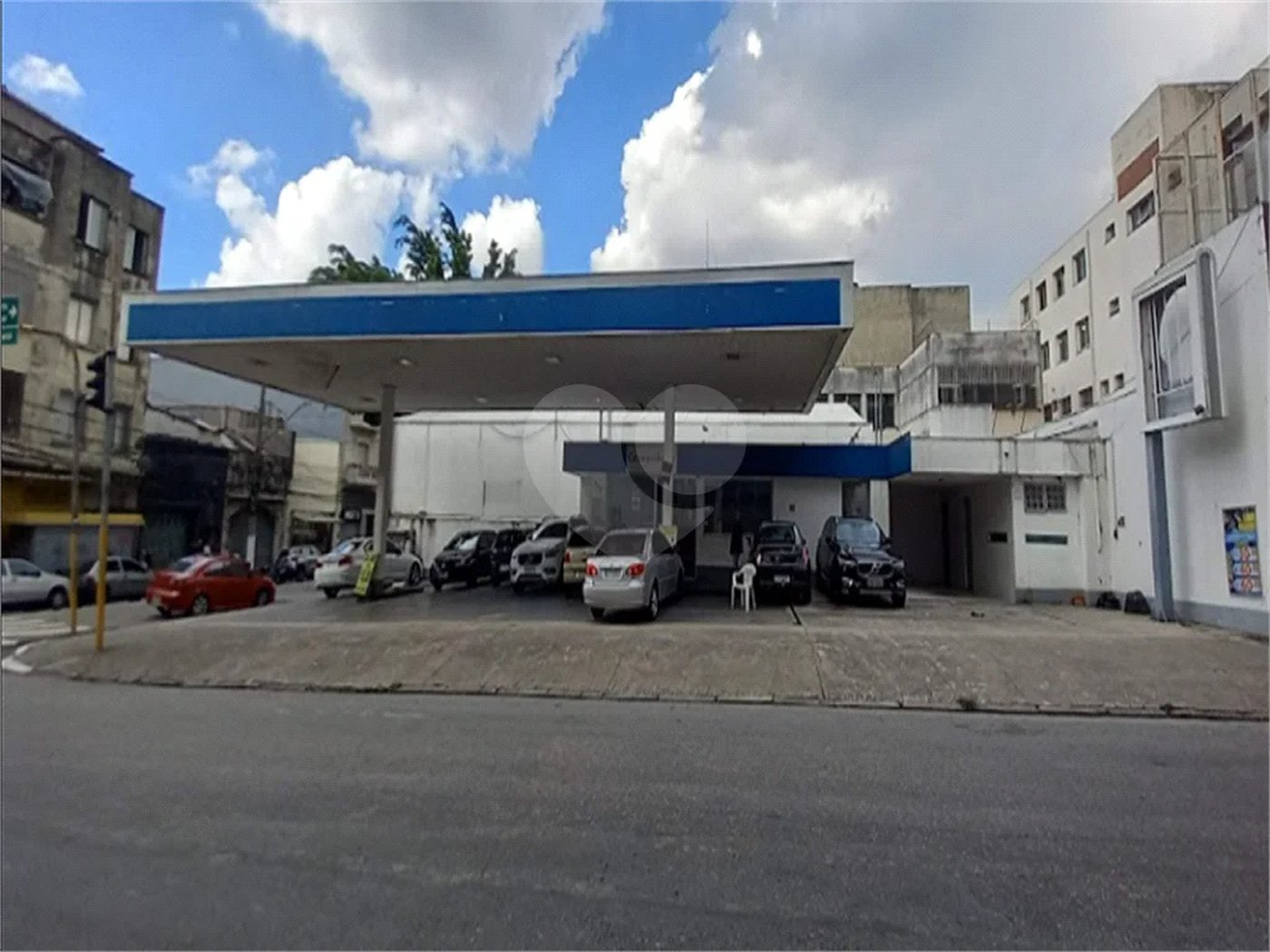 Espaço ideal para posto de gasolina, farmácia e loja no Bom Retiro