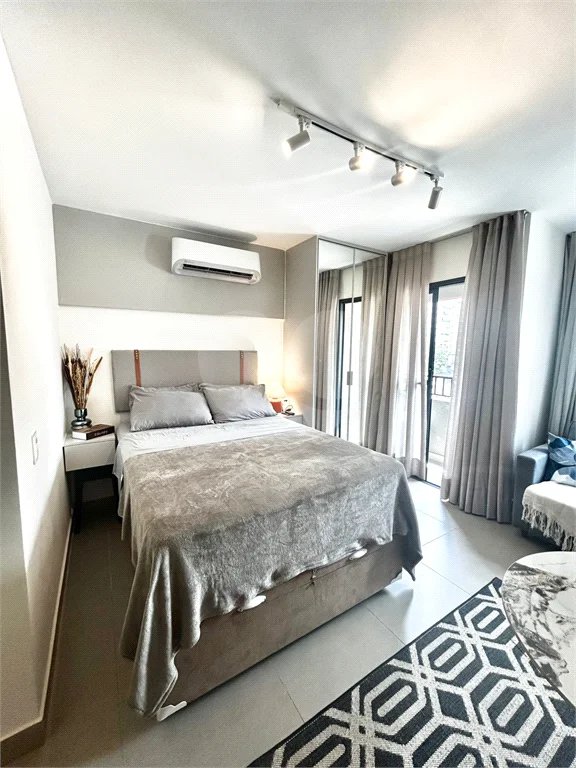 Apartamento para venda em Moema Apartamento Av. Pavão